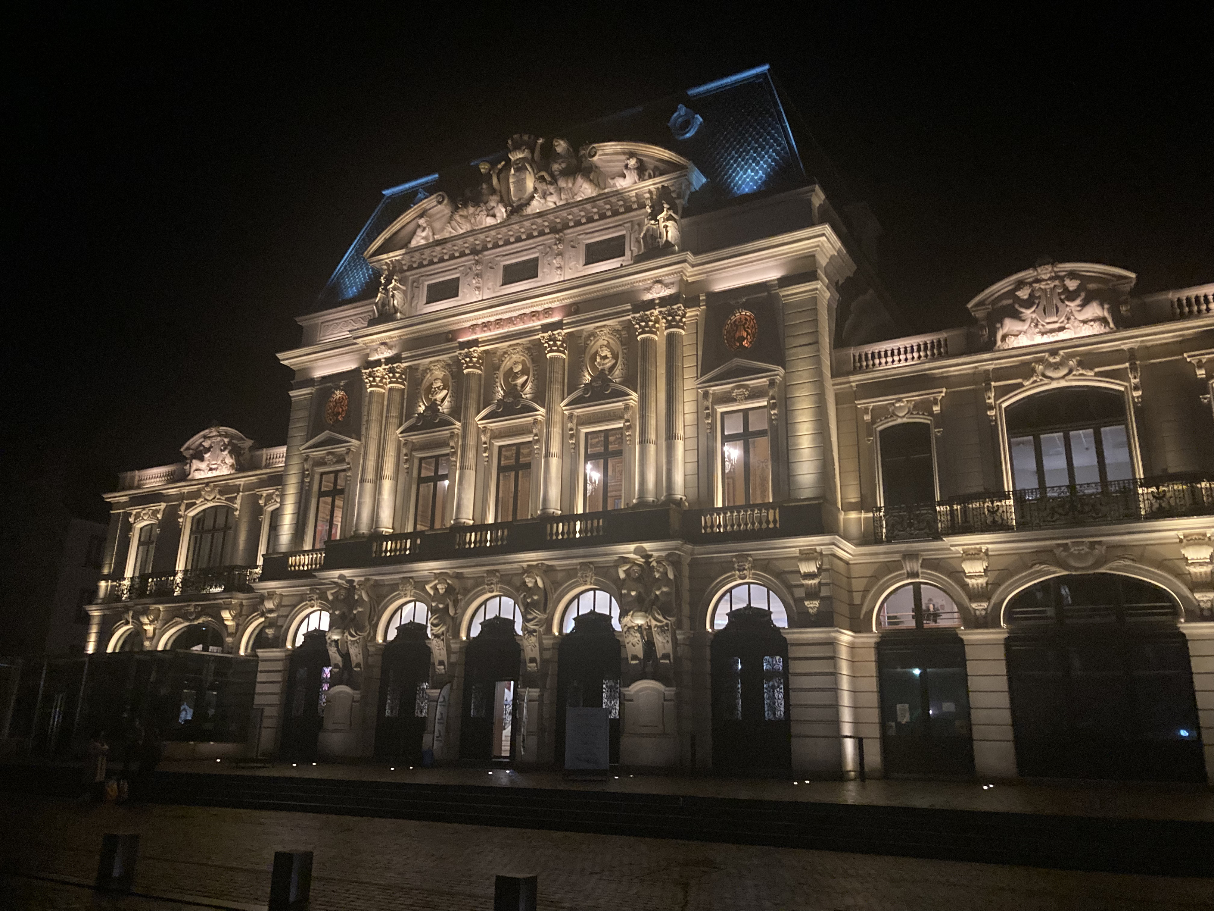 France — Two for the Row'd