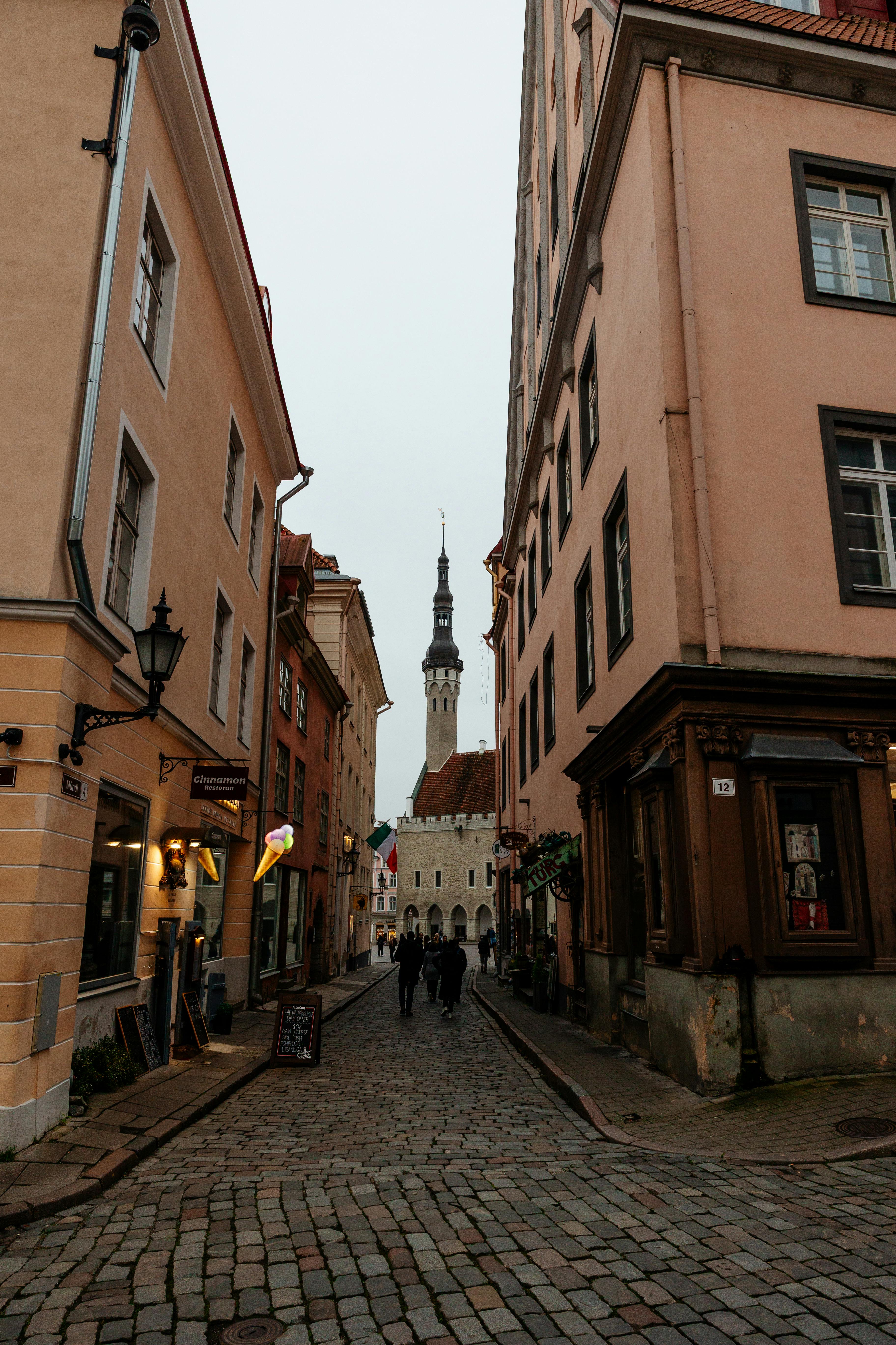 Tallinn cobblestone streets — Two for the Row'd