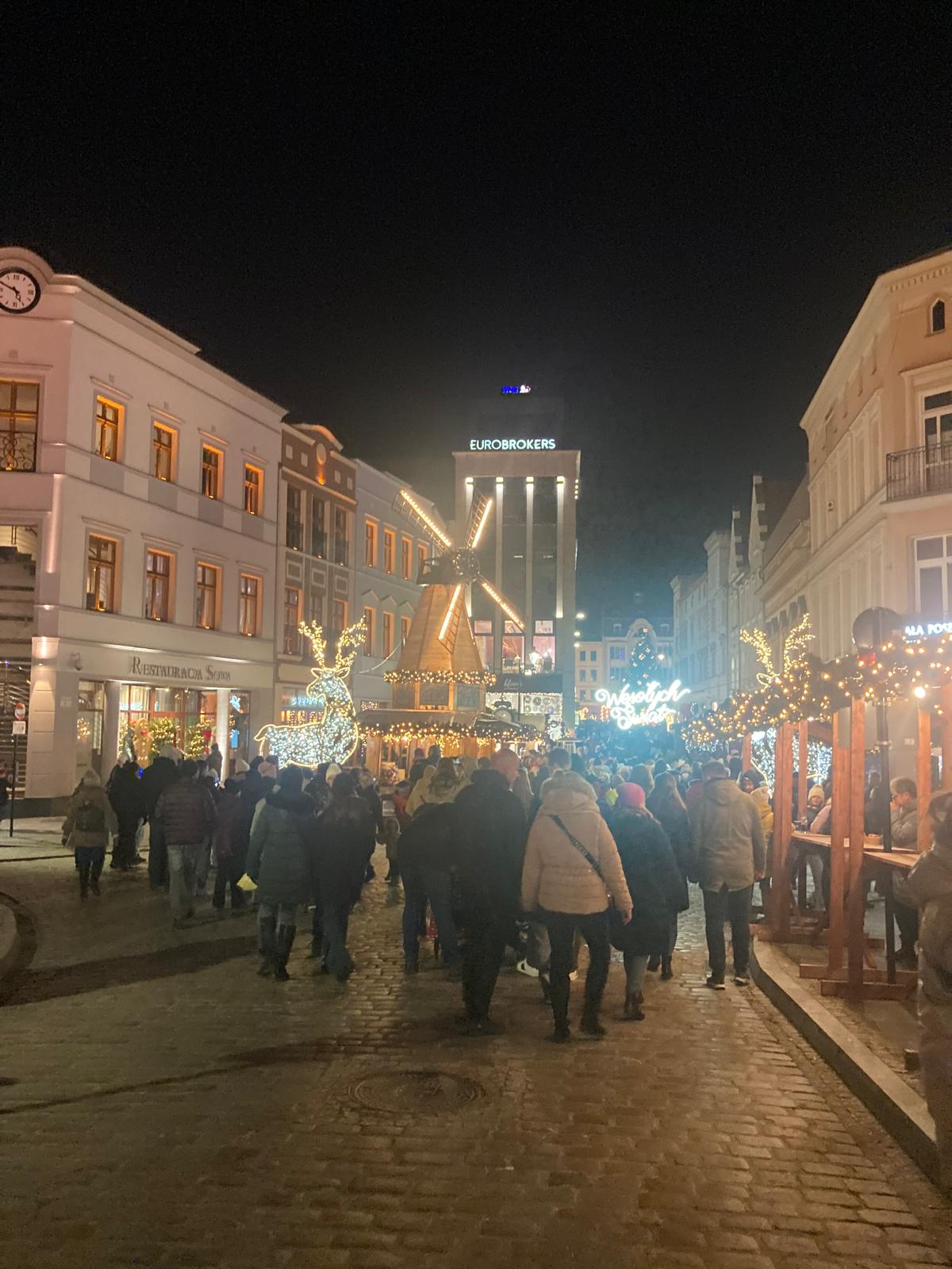Bydgoszcz Christmas market windmill night — Two for the Row'd