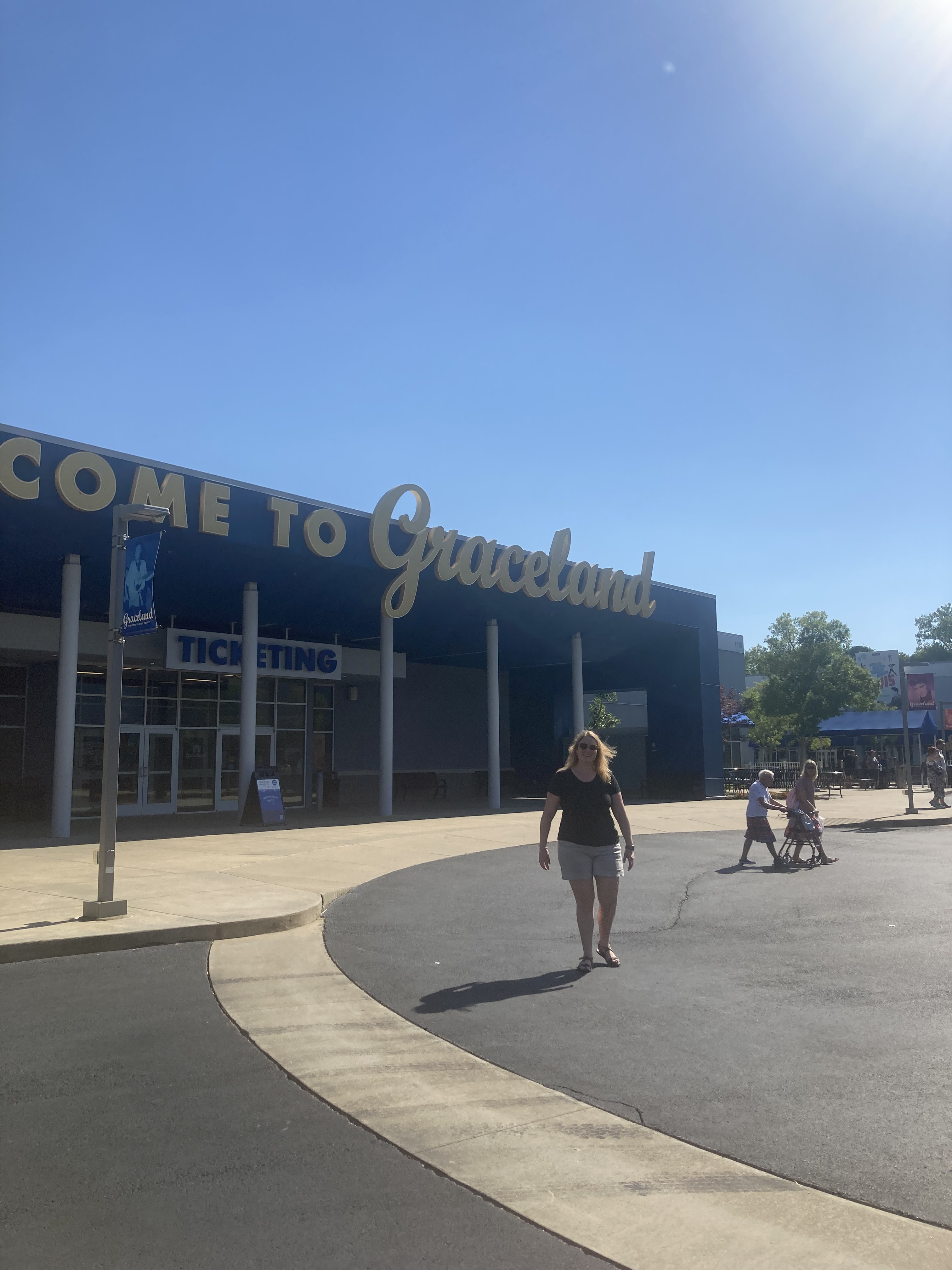Our visit to Graceland in Memphis Tennessee